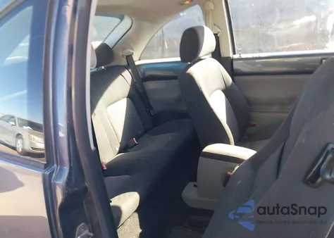 2003 Volkswagen New Beetle Gls 2.0L z USA, uszkodzony, nr VIN 3VWCK21C73M436144